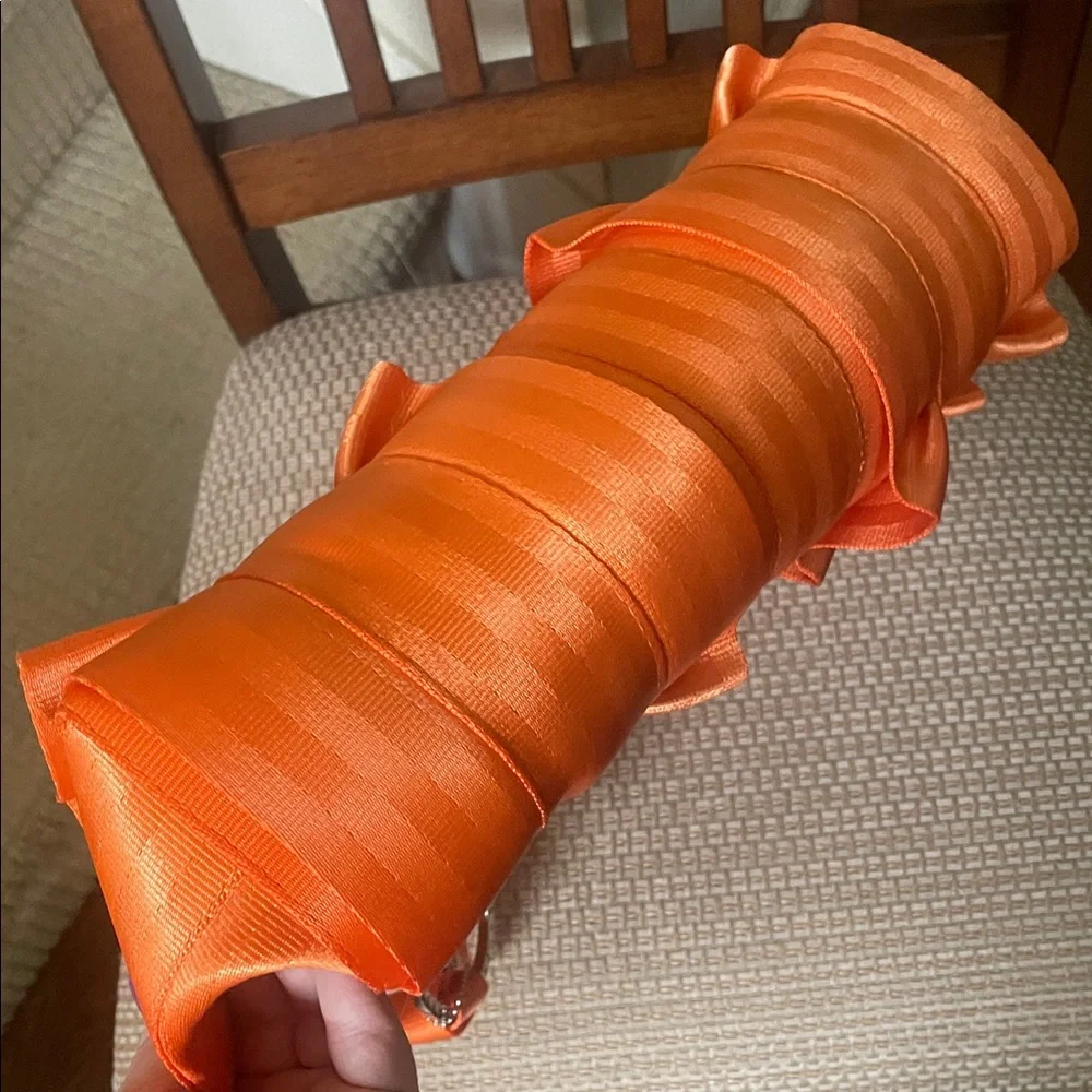 Harveys orange Lola satchel - Picture 3 of 7